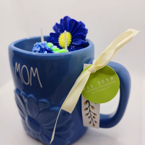 Rae Dunn ✦ MOM Blue Ceramic Mug Candle ✦ Rosemary Lavender Chamomile 16oz NWT - Picture 8 of 10